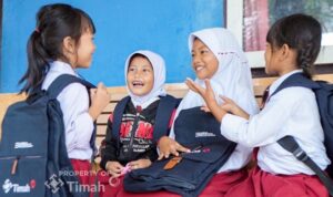 pt timah dukung pendidikan dilingkar